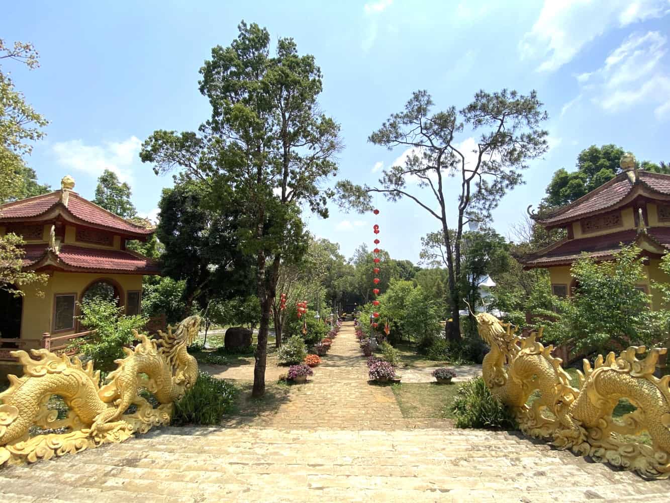 Thuê Xe Du Lịch 29 Chỗ Đà Nẵng Đi Măng Đen