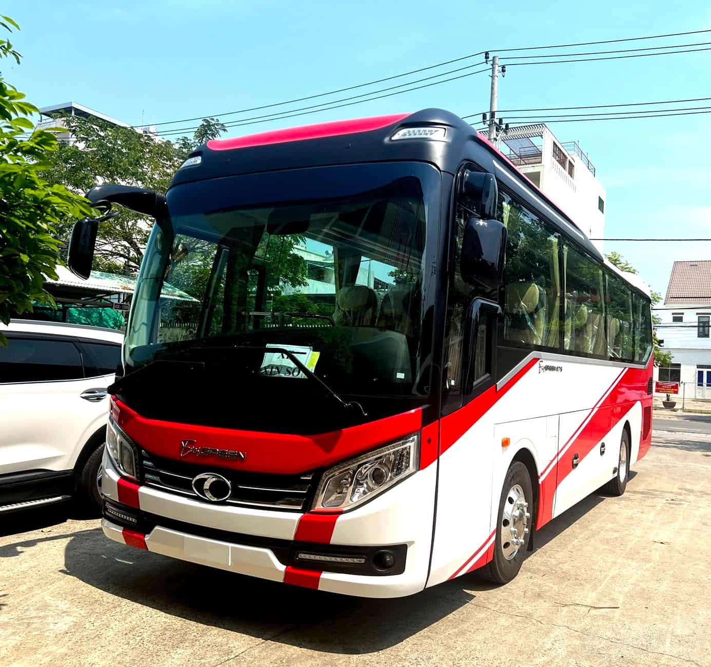 Thaco Evergreen đồng hành cùng bạn trên mọi chặng đường