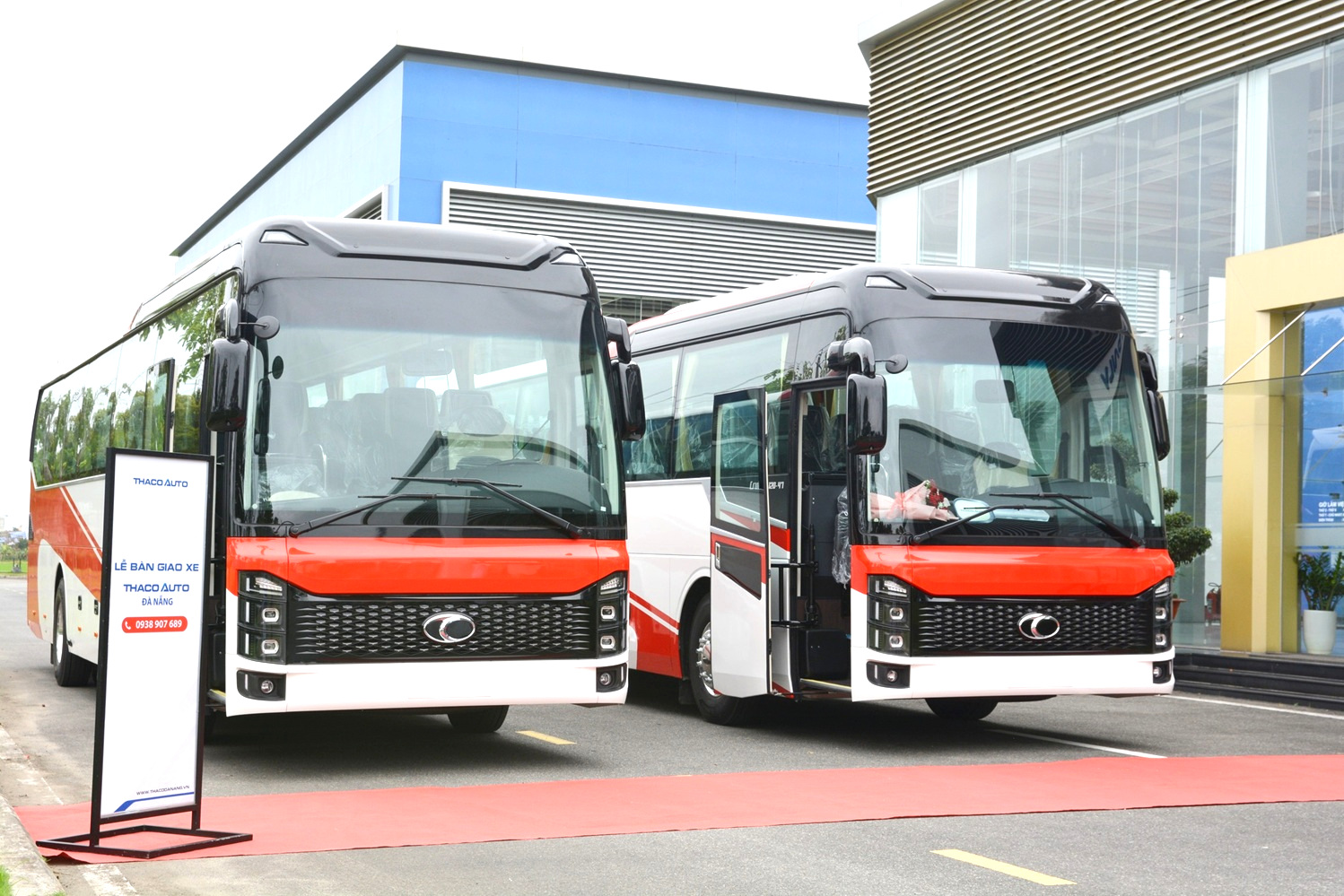 Thaco Cruizer 47 chỗ