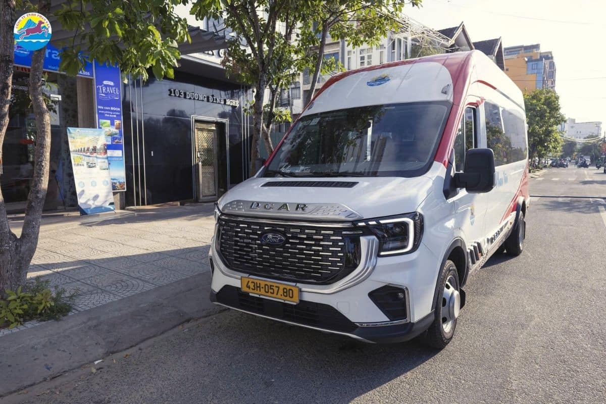 thuê xe đón từ sân bay đà nẵng