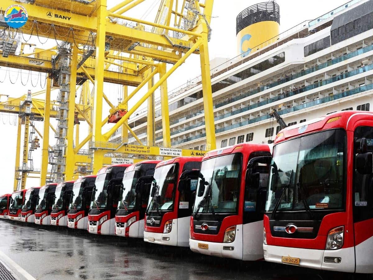 thuê xe huế đi hội an