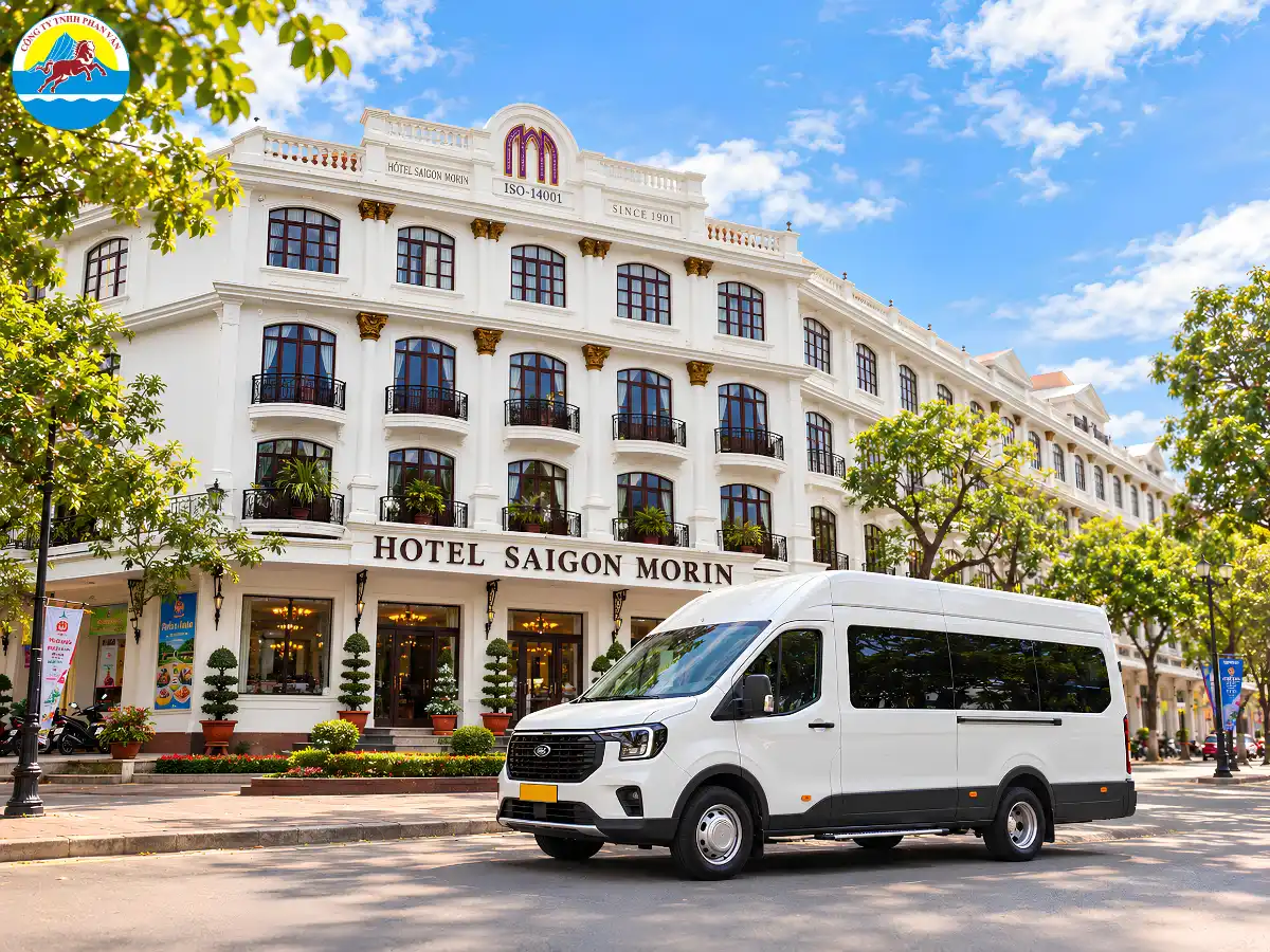 thuê xe limousine 12 chỗ Đà Nẵng đi Huế