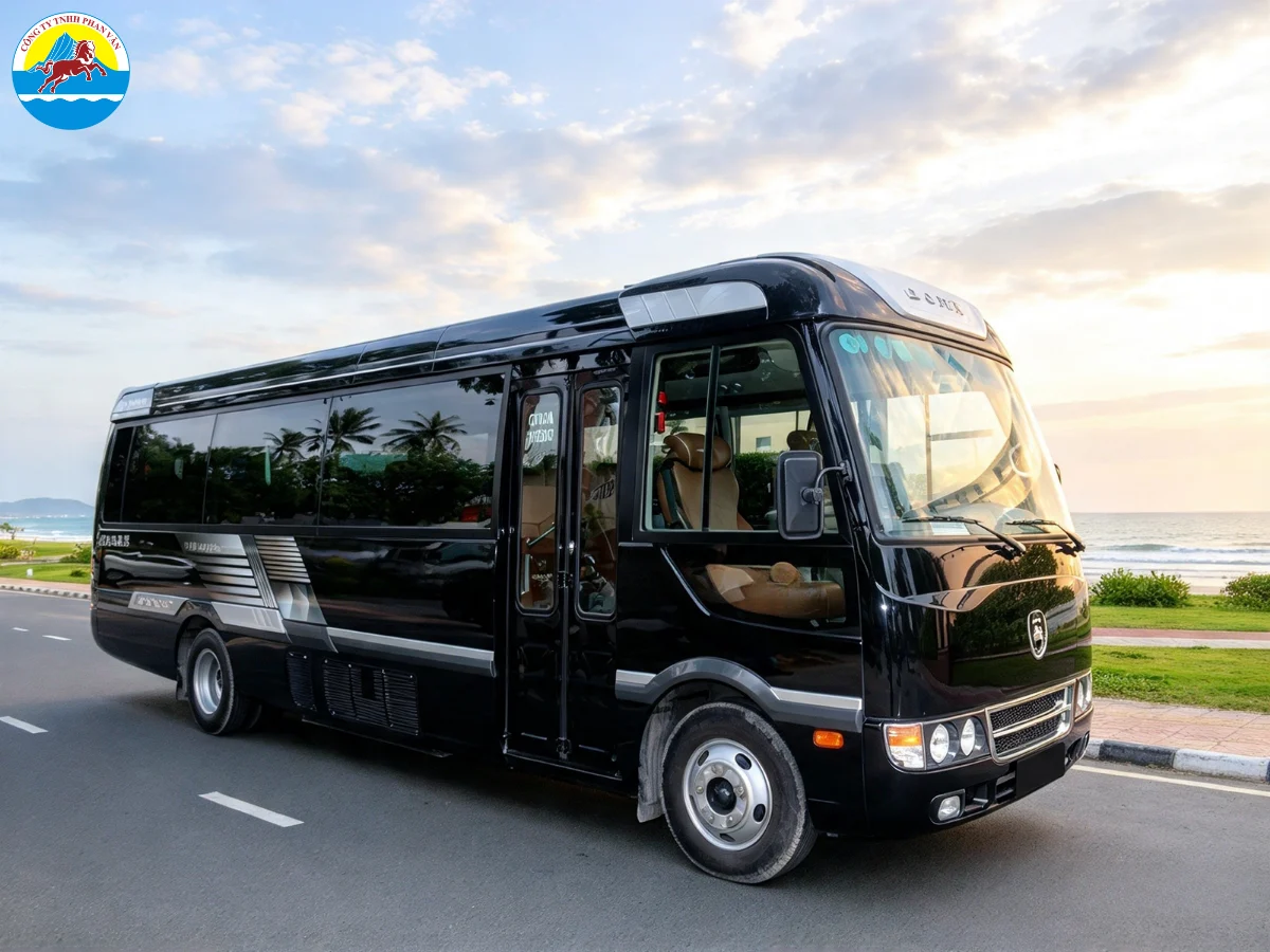 thuê xe limousine 19 chỗ Đà Nẵng đi Nha Trang