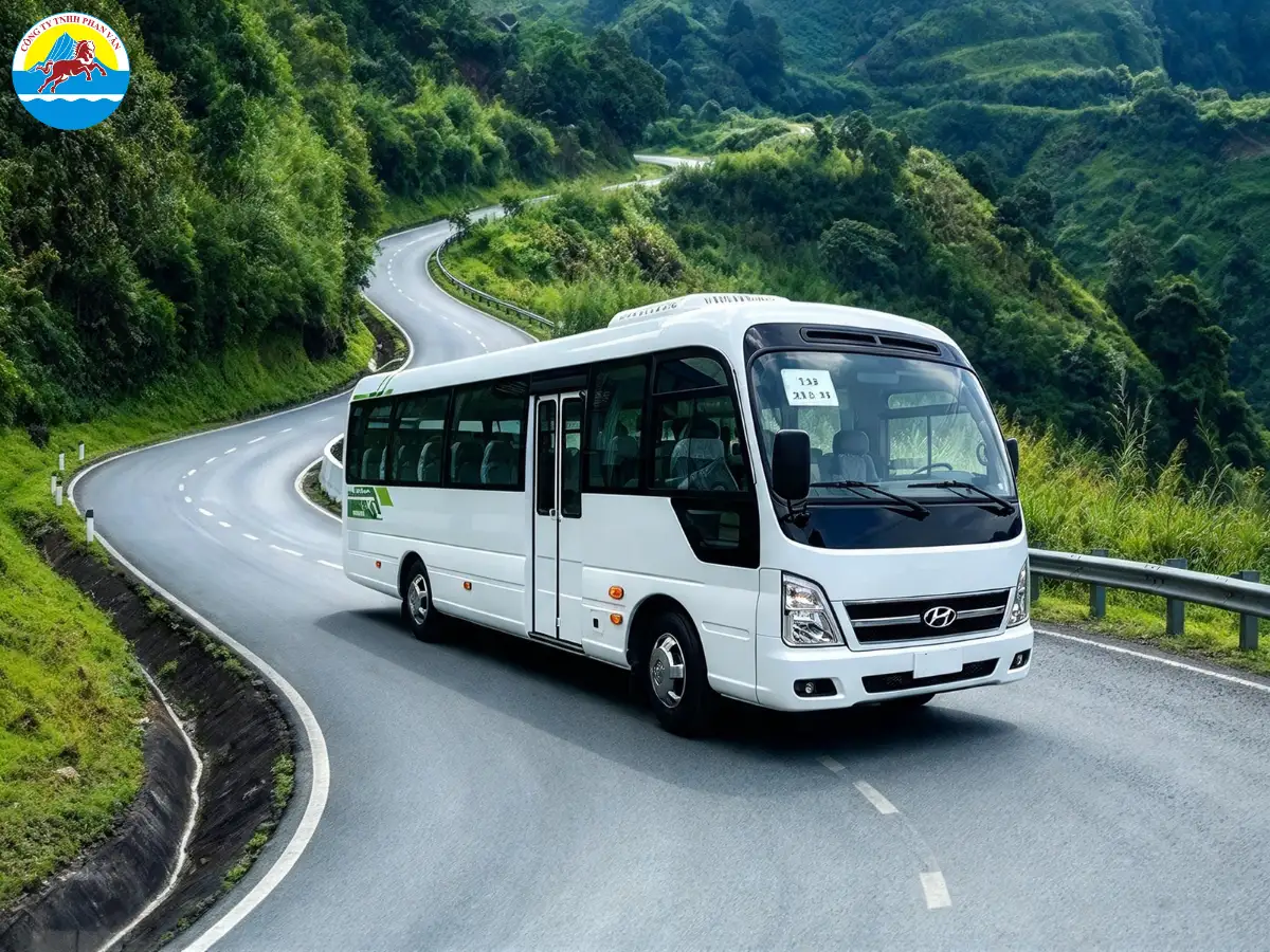 thuê xe limousine 24 chỗ Đà Nẵng đi Măng Đen