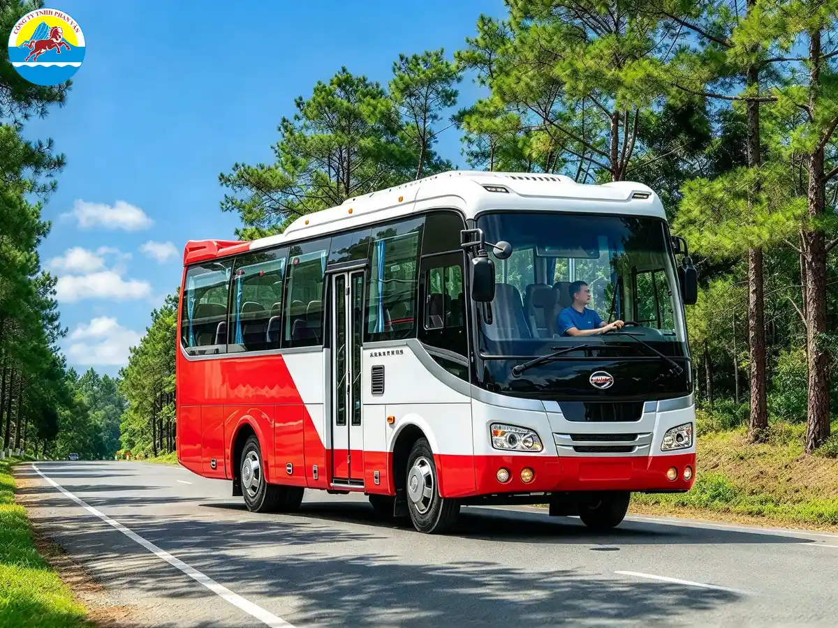 thuê xe limousine 29 chỗ Đà Nẵng đi Măng Đen