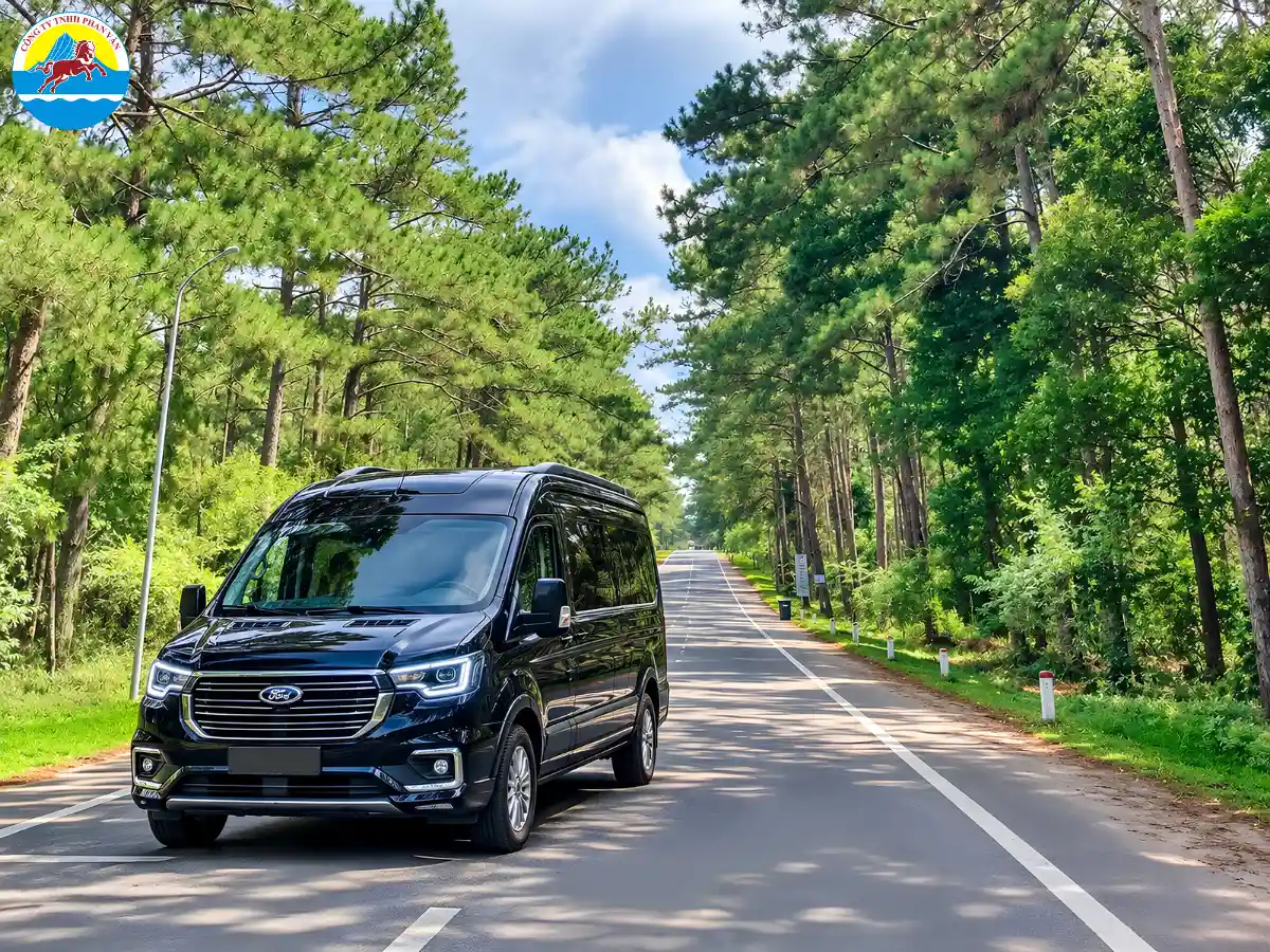 thuê xe limousine 7 chỗ Đà Nẵng đi Măng Đen