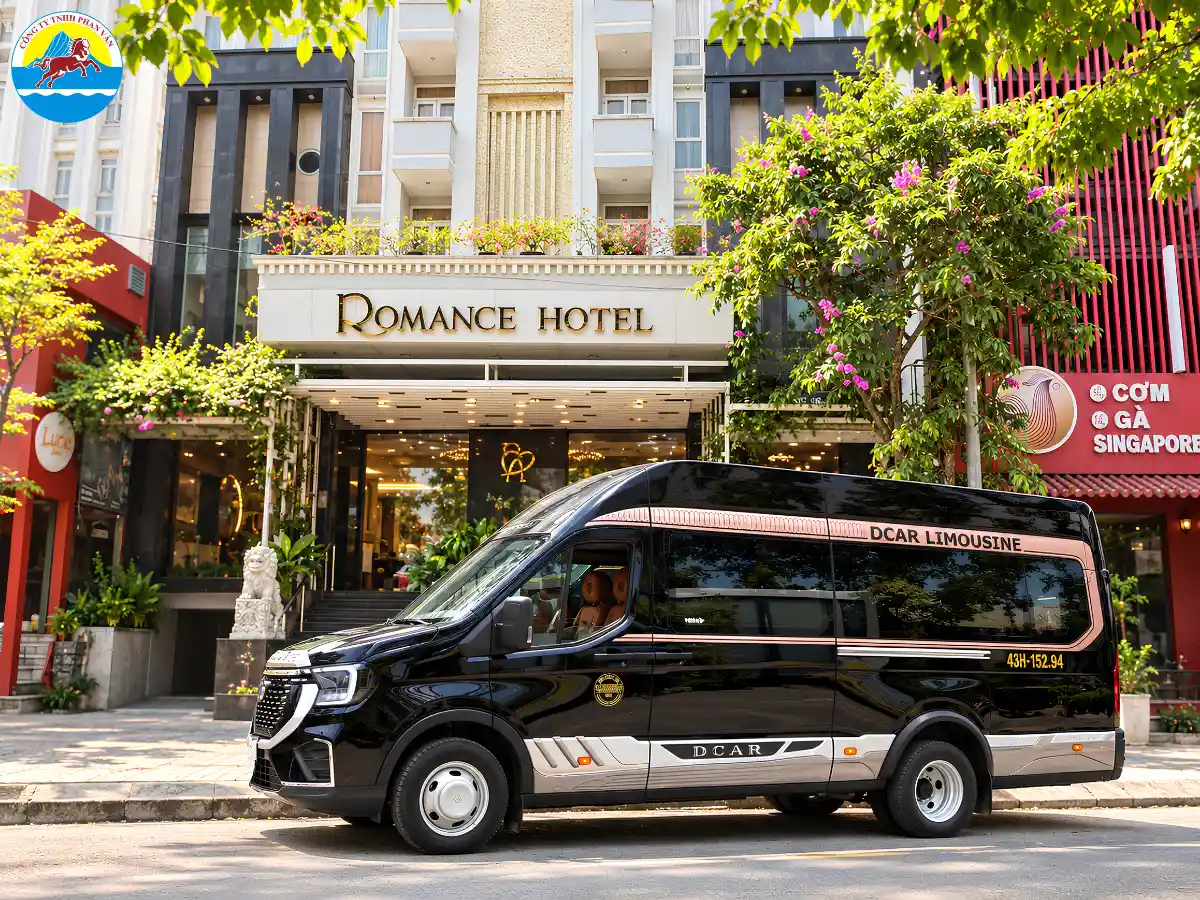 thuê xe limousine 9 chỗ Đà Nẵng đi Huế