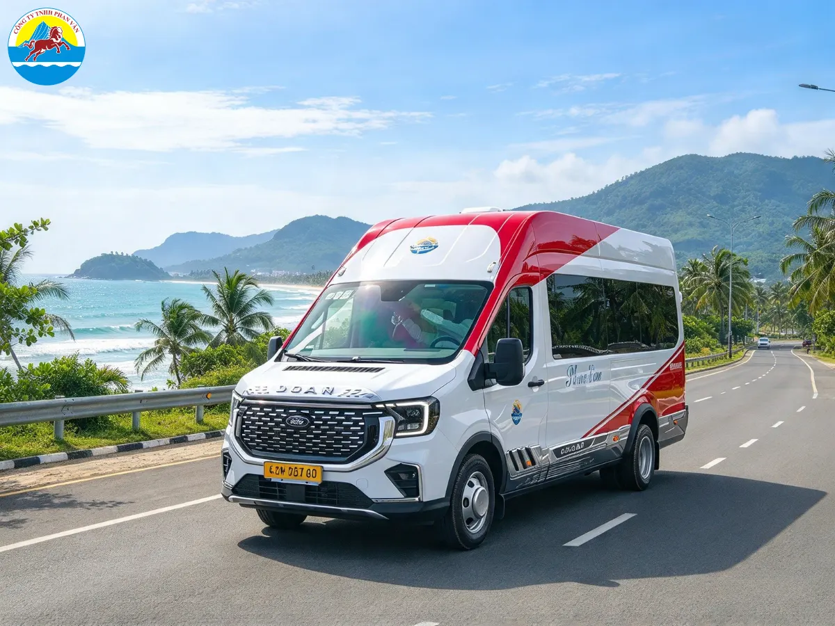 thuê xe limousine 9 chỗ Đà Nẵng đi Lào