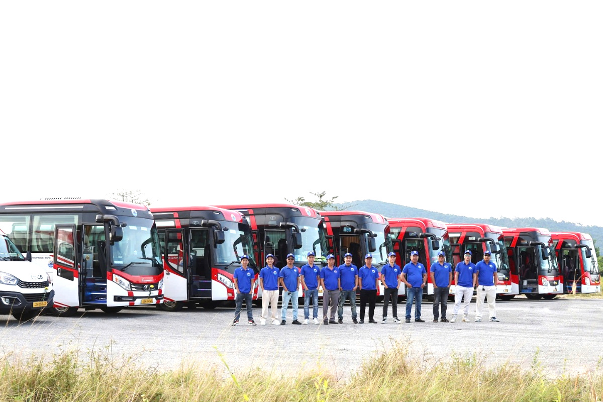 Đội ngũ tài xế tận tình sẽ đưa bạn đến đúng nơi