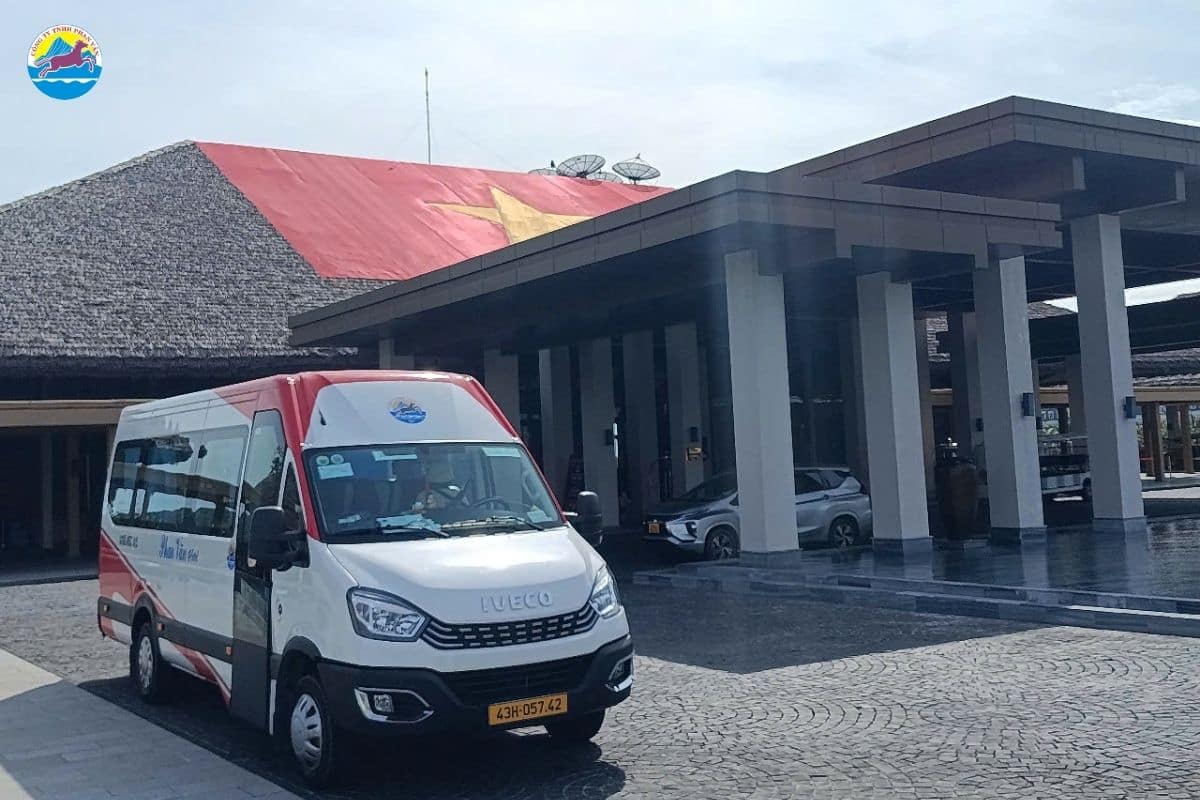 thuê xe đi vinpearl nam hội an​
