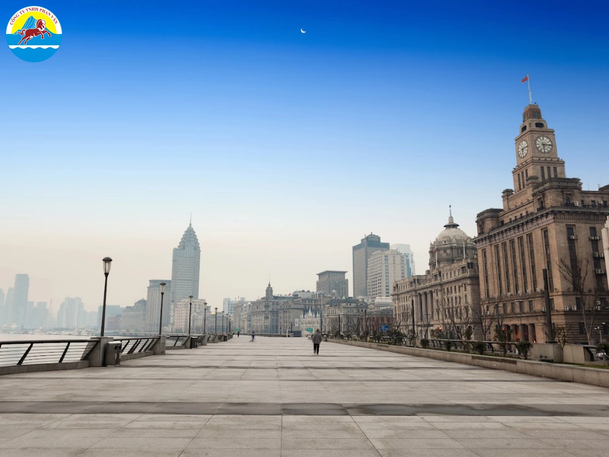 Bến Thượng Hải - kiến trúc châu Âu cổ điển vào mùa đông