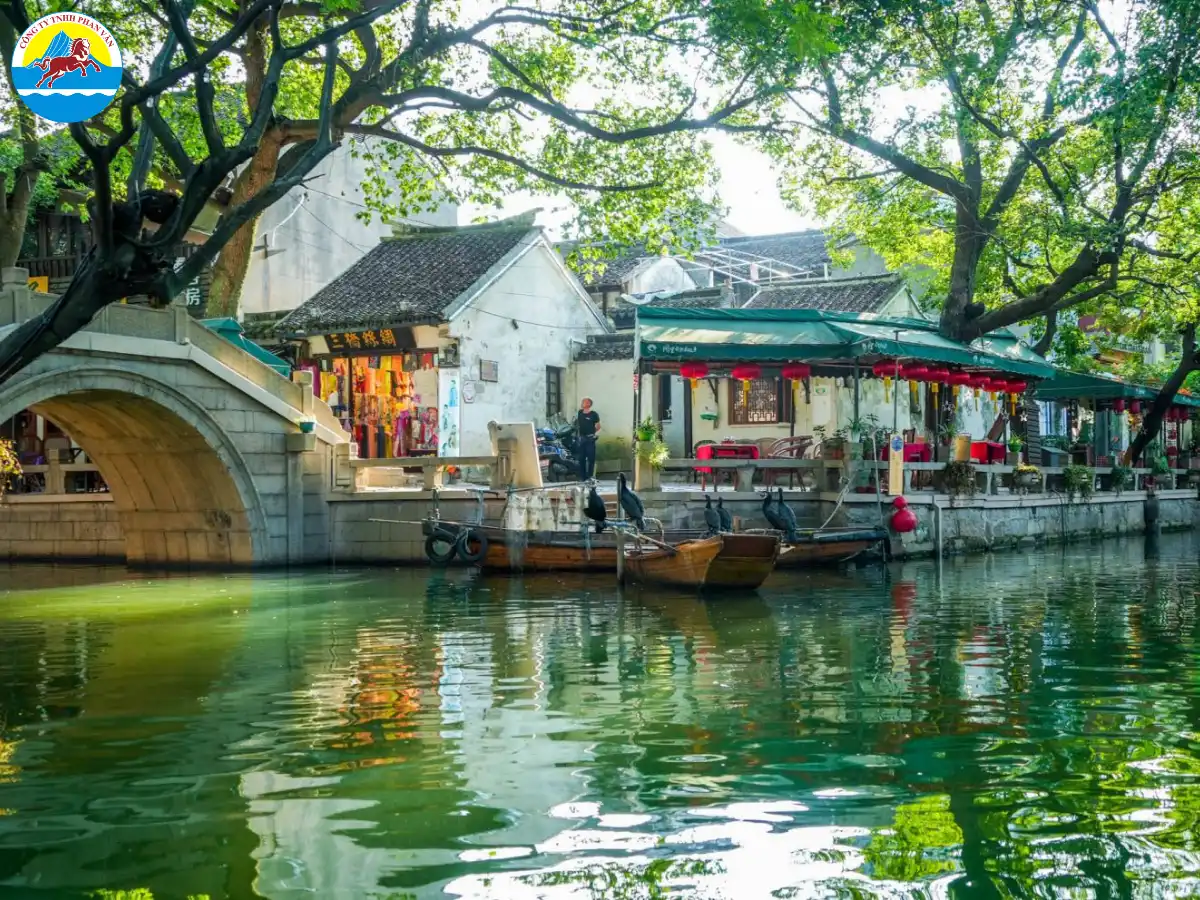 Tô Châu là điểm đến hấp dẫn quanh năm nhờ khí hậu bốn mùa rõ rệt