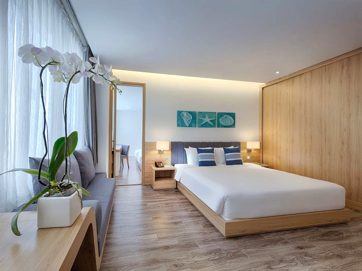 top-10-khach-san-da-nang-view-dep-gan-bien-my-khe-cuc-chill-phan-van-travel-8