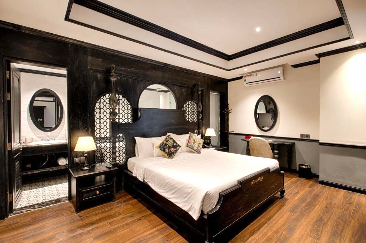Monarque Hotel Danang