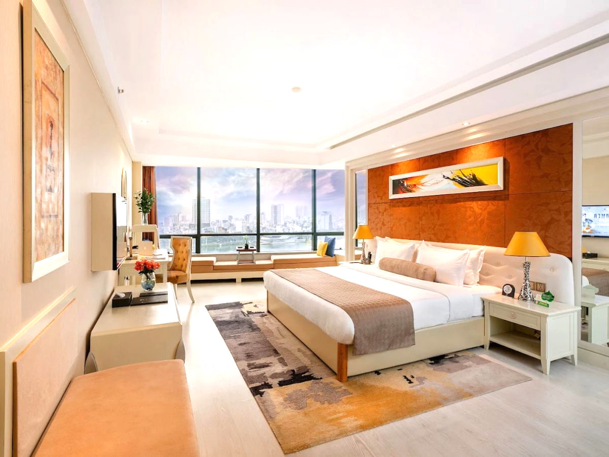 top-7-khach-san-da-nang-gan-trung-tam-dang-trai-nghiem-nhat-2025-phan-van-travel-3