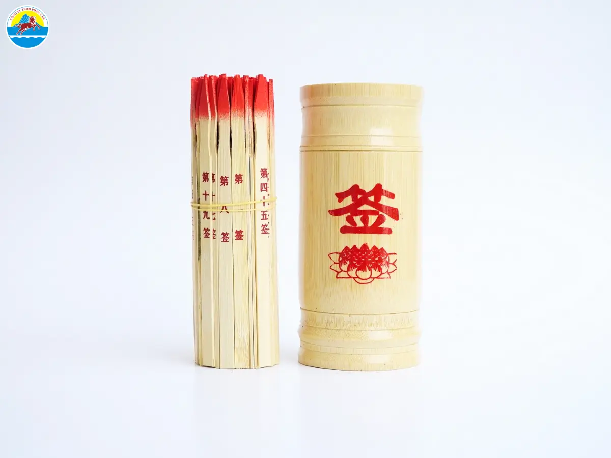 đi chùa xin xăm ở huế