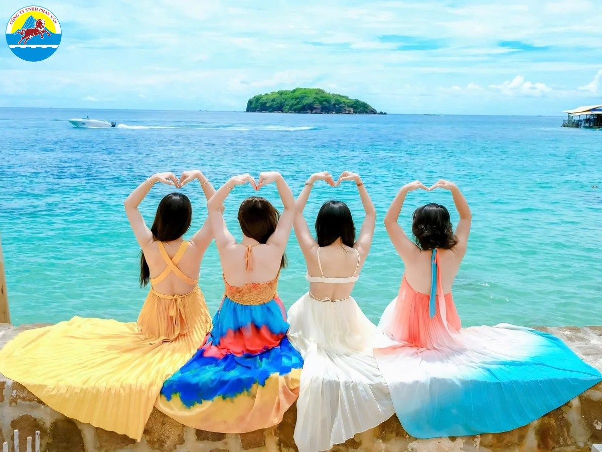 Tour 4 đảo Phú Quốc giá ưu đãi tại Phan Văn Travel