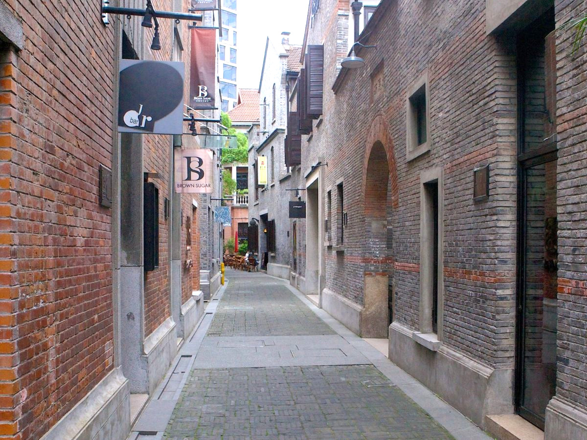 Con hẻm được các bạn trẻ tìm đến check-in