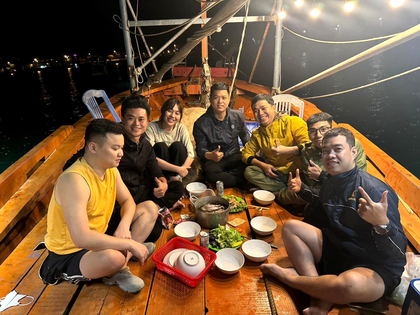 Thưởng thức thành quả sau khi kết thúc hành trình câu mực