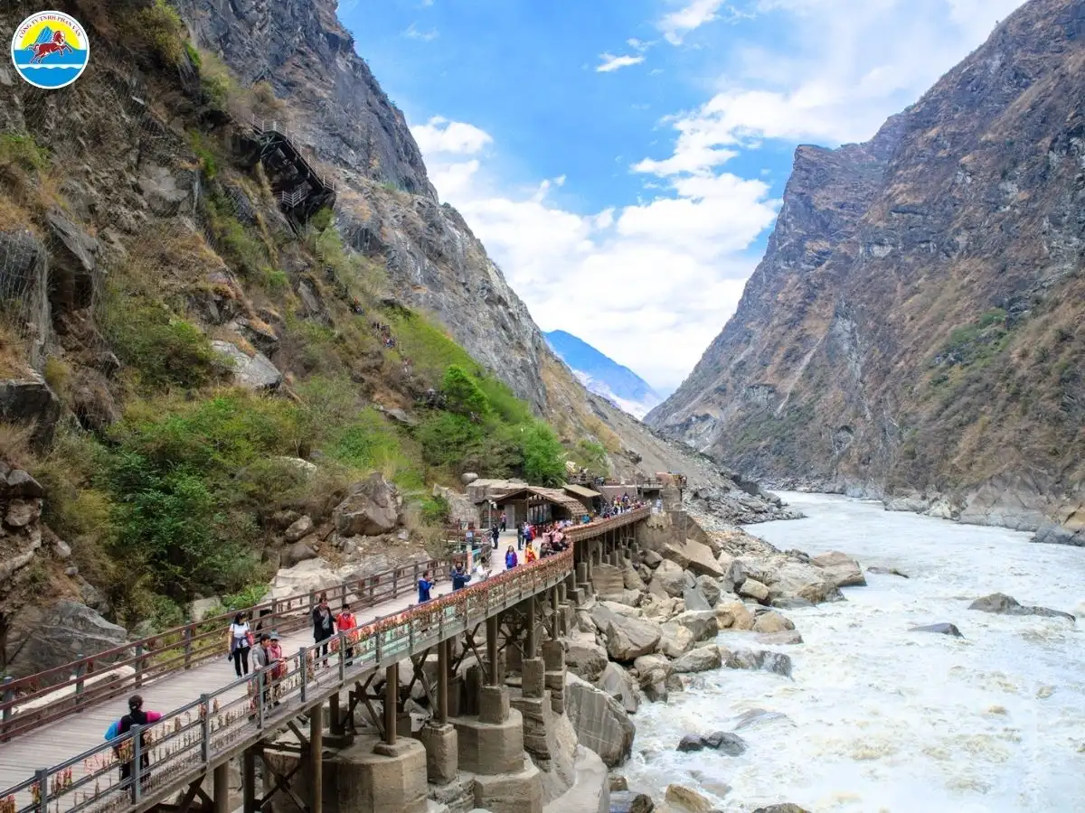 tour du lịch côn minh lệ giang shangrila