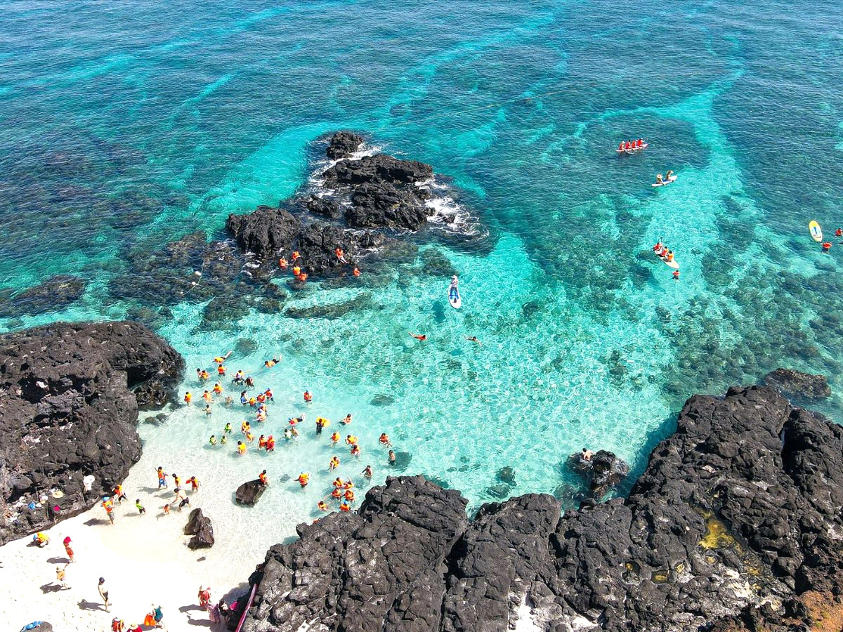 tour-dao-ly-son-2n1d-tu-da-nang-kham-pha-dao-ngoc-bien-khoi-phan-van-travel-3