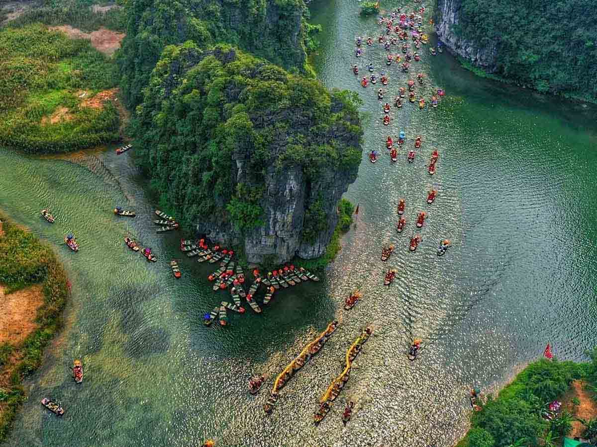 Trải nghiệm tuyệt đẹp giữa sông nước và núi non