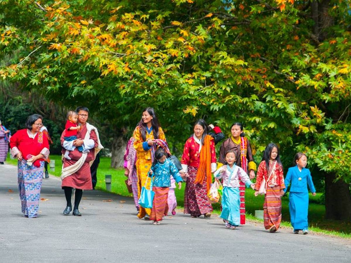 tour-du-lich-bhutan-kham-pha-xu-so-rong-sam-day-me-hoac-phan-van-travel-10