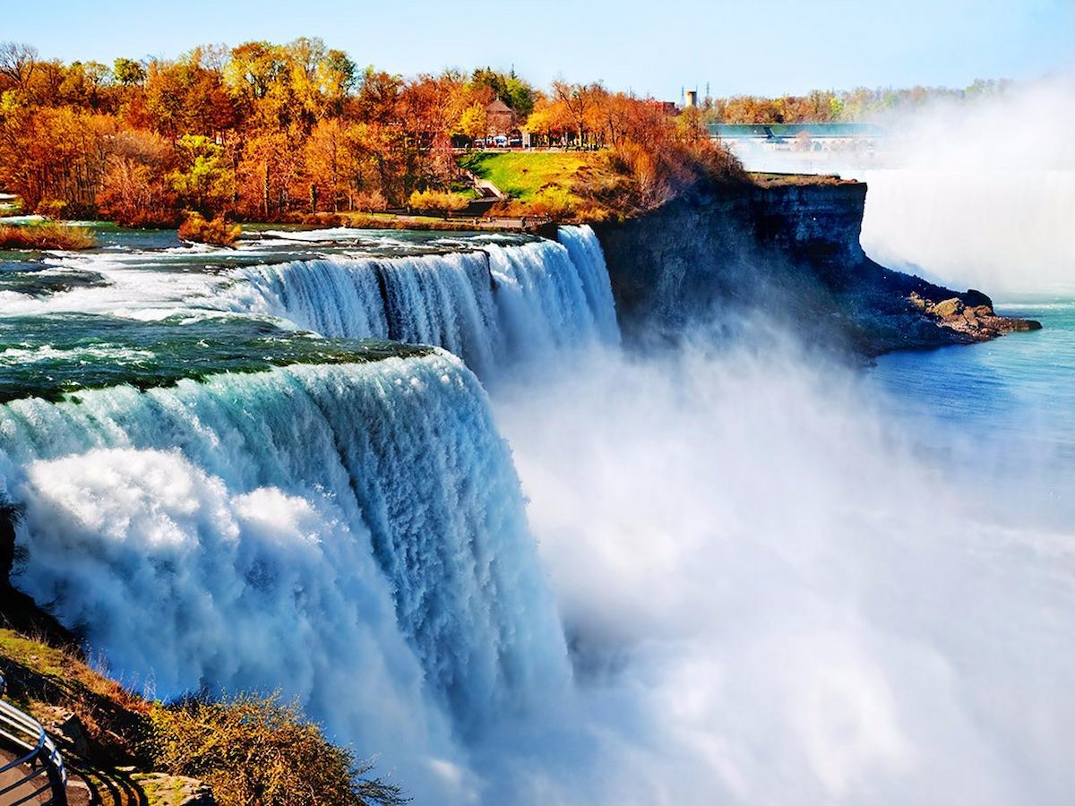 tour-du-lich-canada-du-lich-mua-la-phong-ruc-ro-phan-van-travel-3