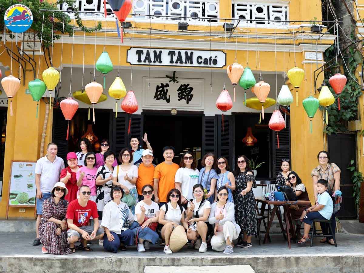 Tour ghép là một lựa chọn thông minh khi chi phí là ưu tiên hàng đầu