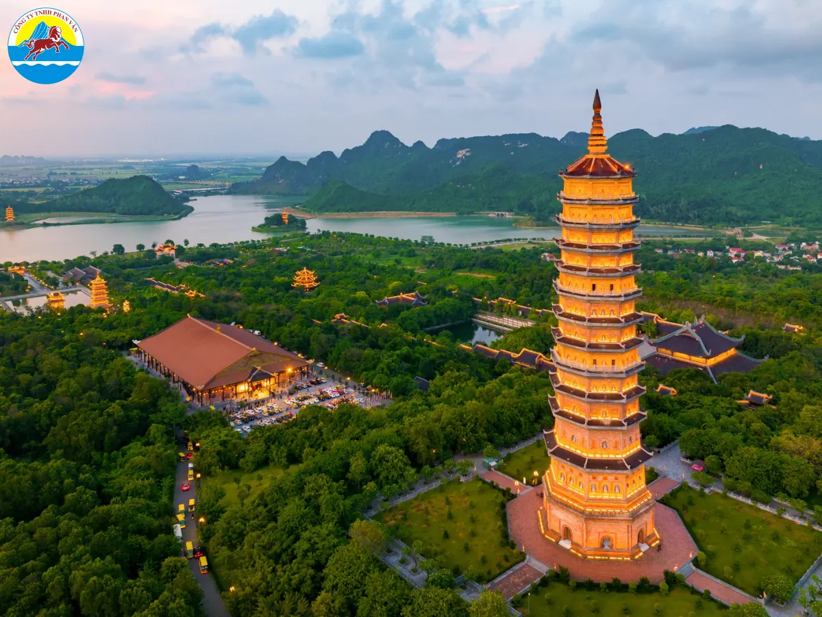 Tham quan Chùa Bái Đính