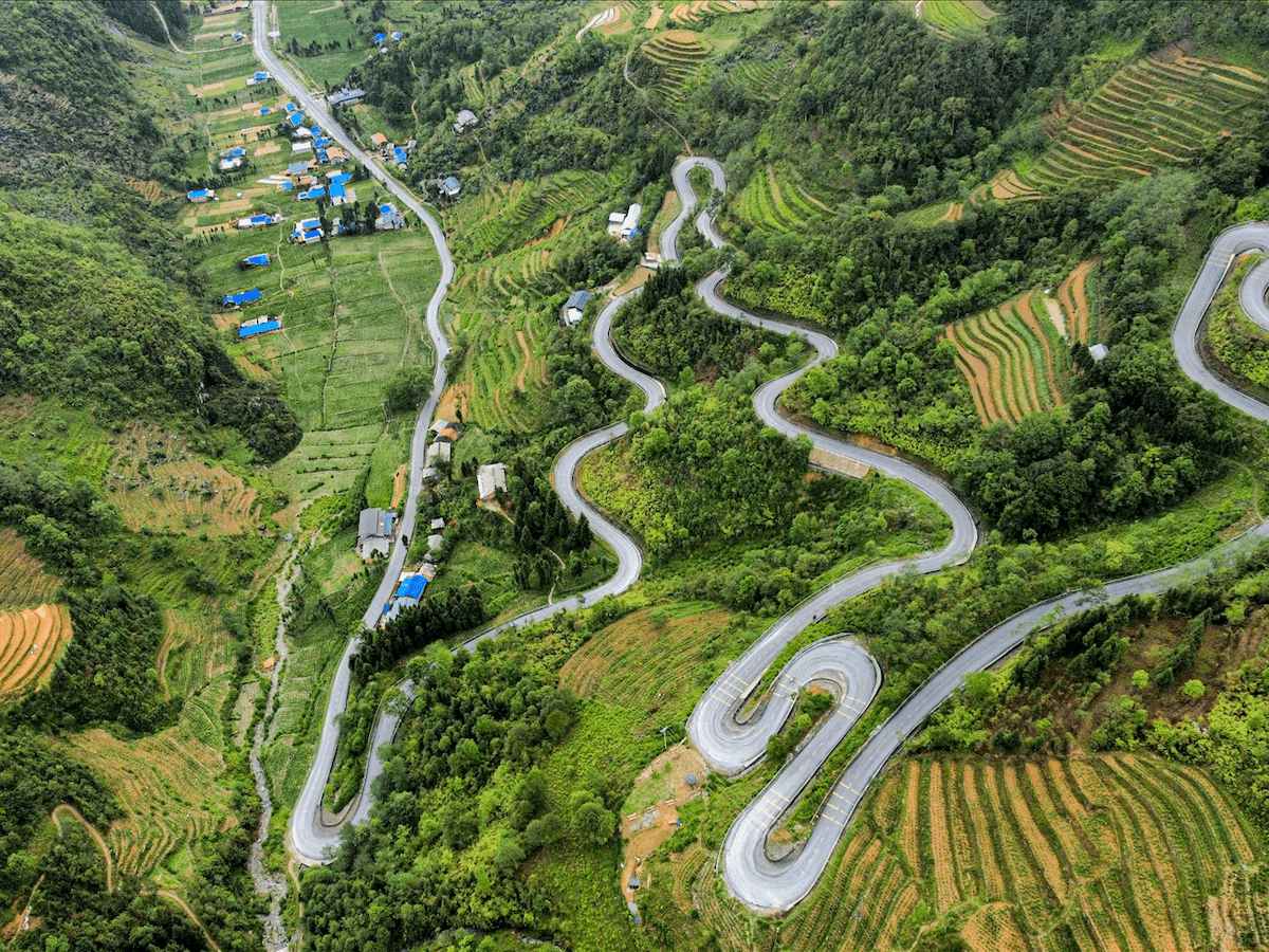 Tour du lịch Hà Giang tháng 8 – Ngắm hoa tam giác mạch nở rộ