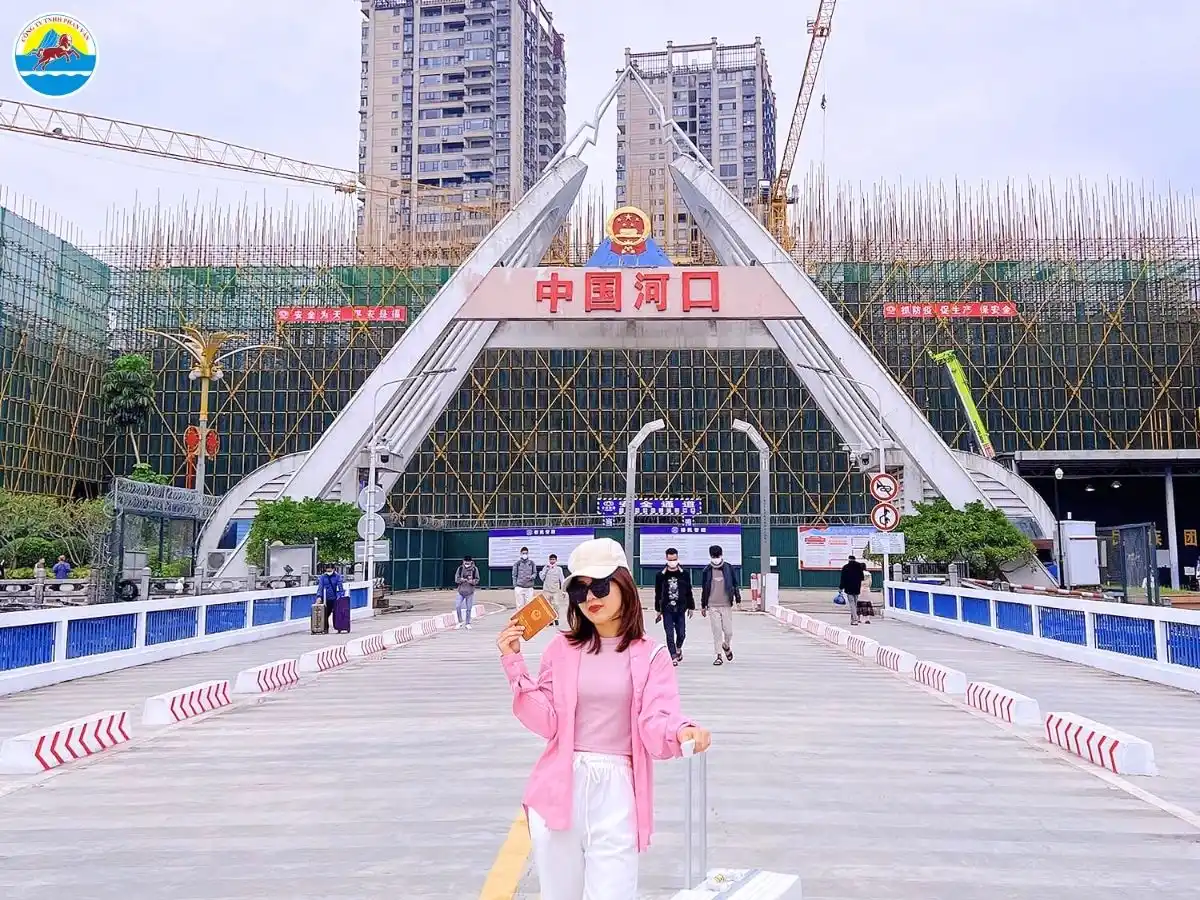 tour du lịch hà khẩu trung quốc 2 ngày 1 đêm