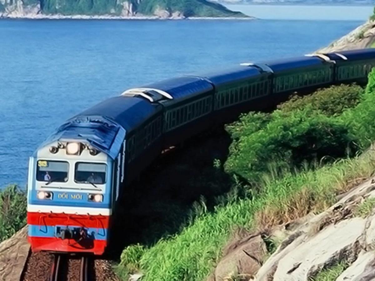 tour-du-lich-hue-2-ngay-1-dem-du-lich-cham-ve-mien-dat-co-do-phan-van-travel-14