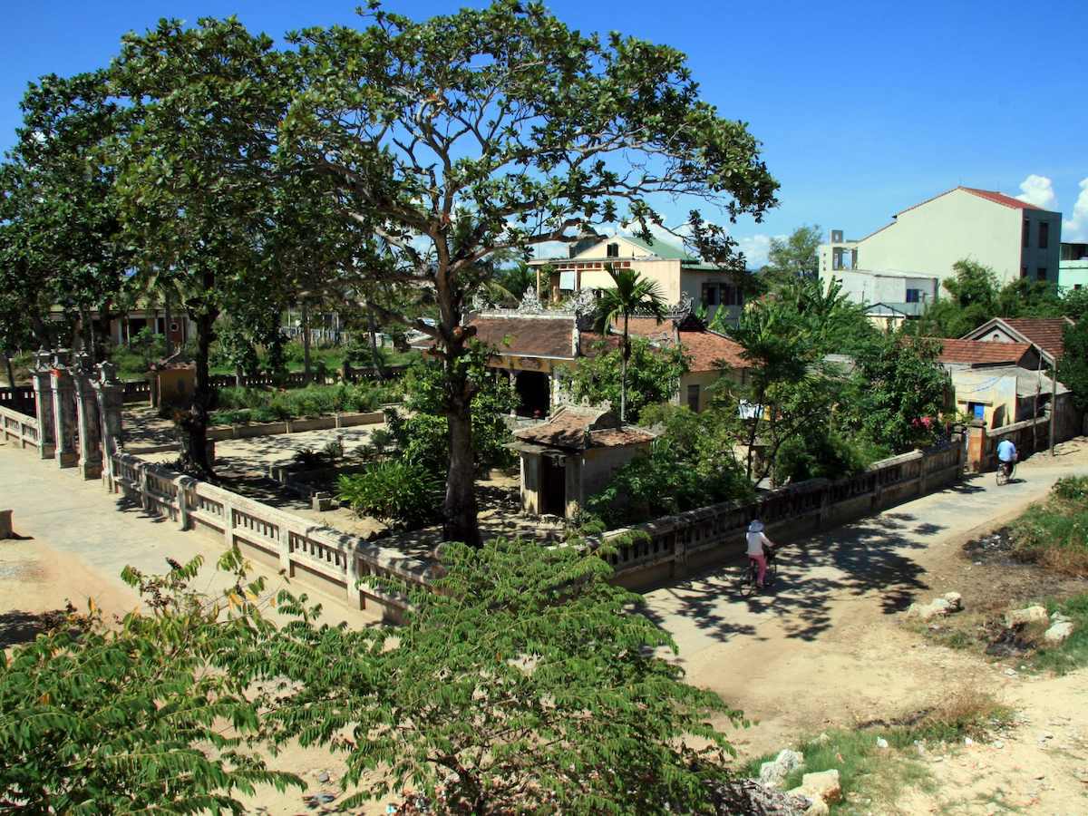 tour-du-lich-hue-2-ngay-1-dem-du-lich-cham-ve-mien-dat-co-do-phan-van-travel-21