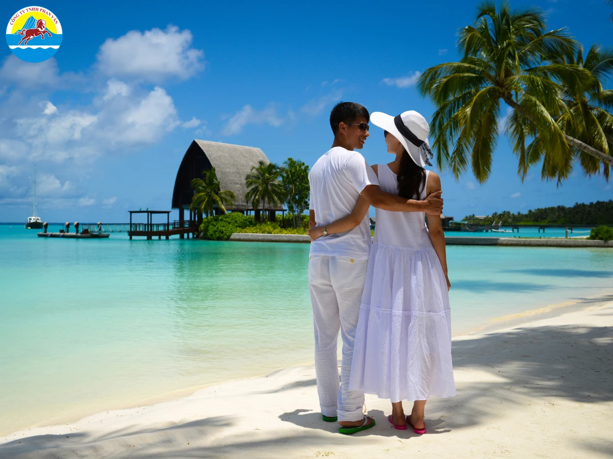 Resort gần Malé