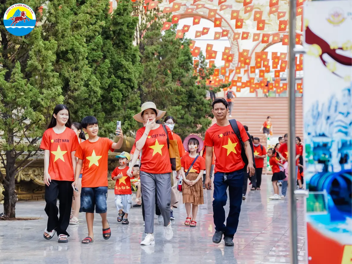 Nên đặt tour trước ít nhất 45 - 60 ngày
