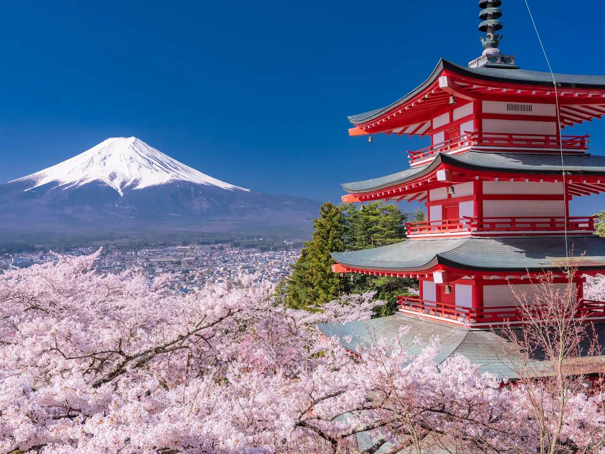 Núi Phú Sĩ: Biểu tượng hùng vĩ của thiên nhiên xứ Phù Tang