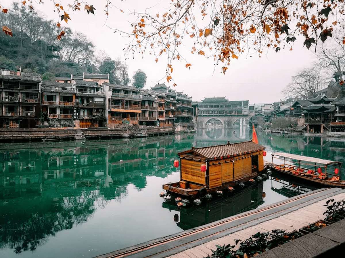 tour-du-lich-phuong-hoang-co-tran-gia-tot-di-la-me-chup-la-dep-phan-van-travel-1