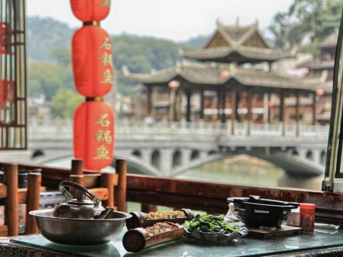tour-du-lich-phuong-hoang-co-tran-gia-tot-di-la-me-chup-la-dep-phan-van-travel-7