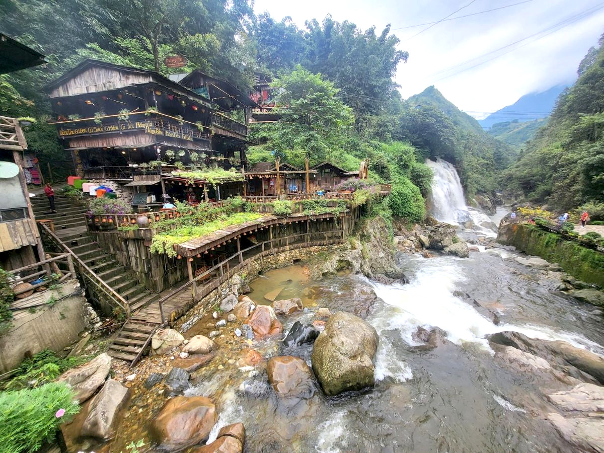 tour-du-lich-tay-bac-6-ngay-5-dem-kham-pha-nui-rung-hung-vi-phan-van-travel-1