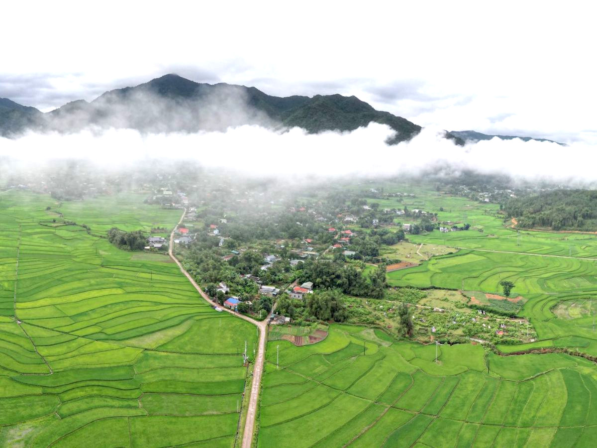 tour-du-lich-tay-bac-6-ngay-5-dem-kham-pha-nui-rung-hung-vi-phan-van-travel-6