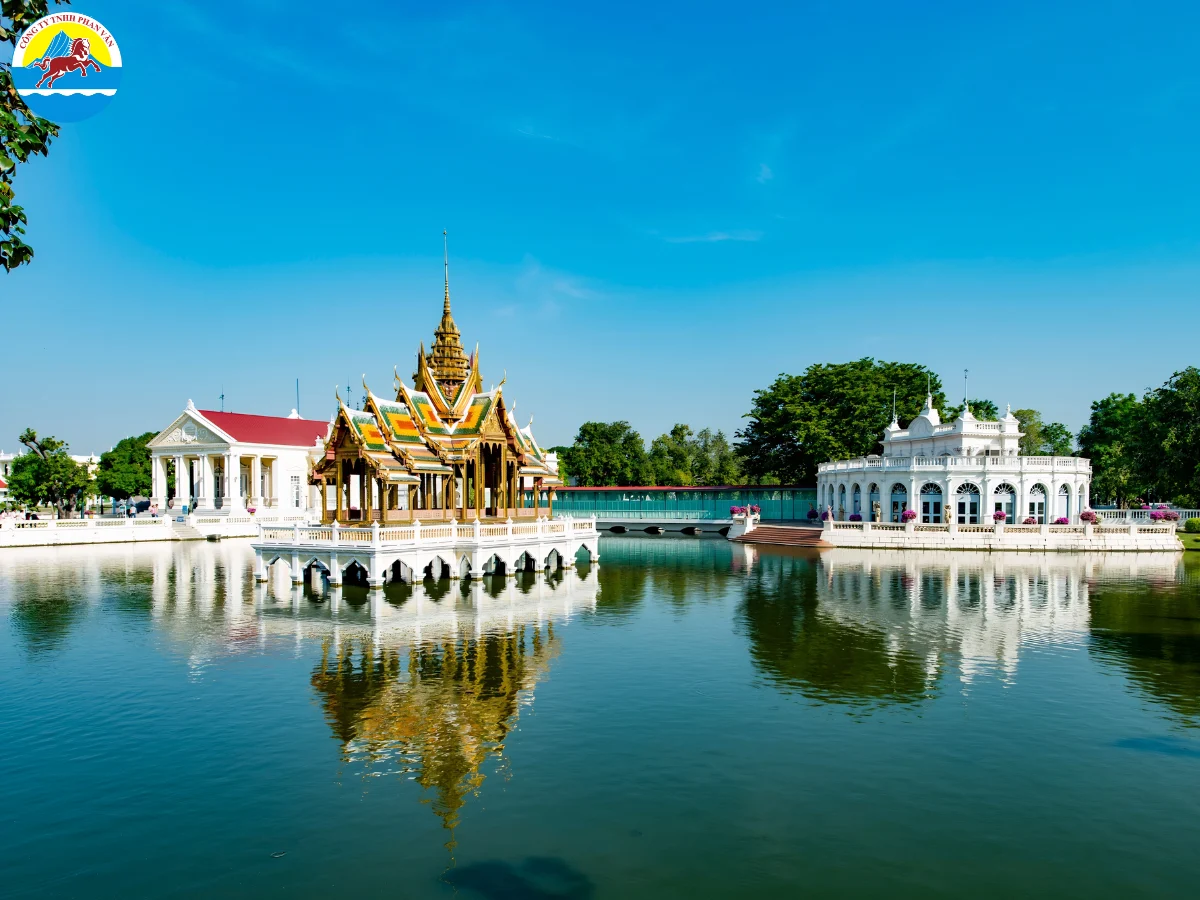 Cung điện mùa hè Bang Pa In