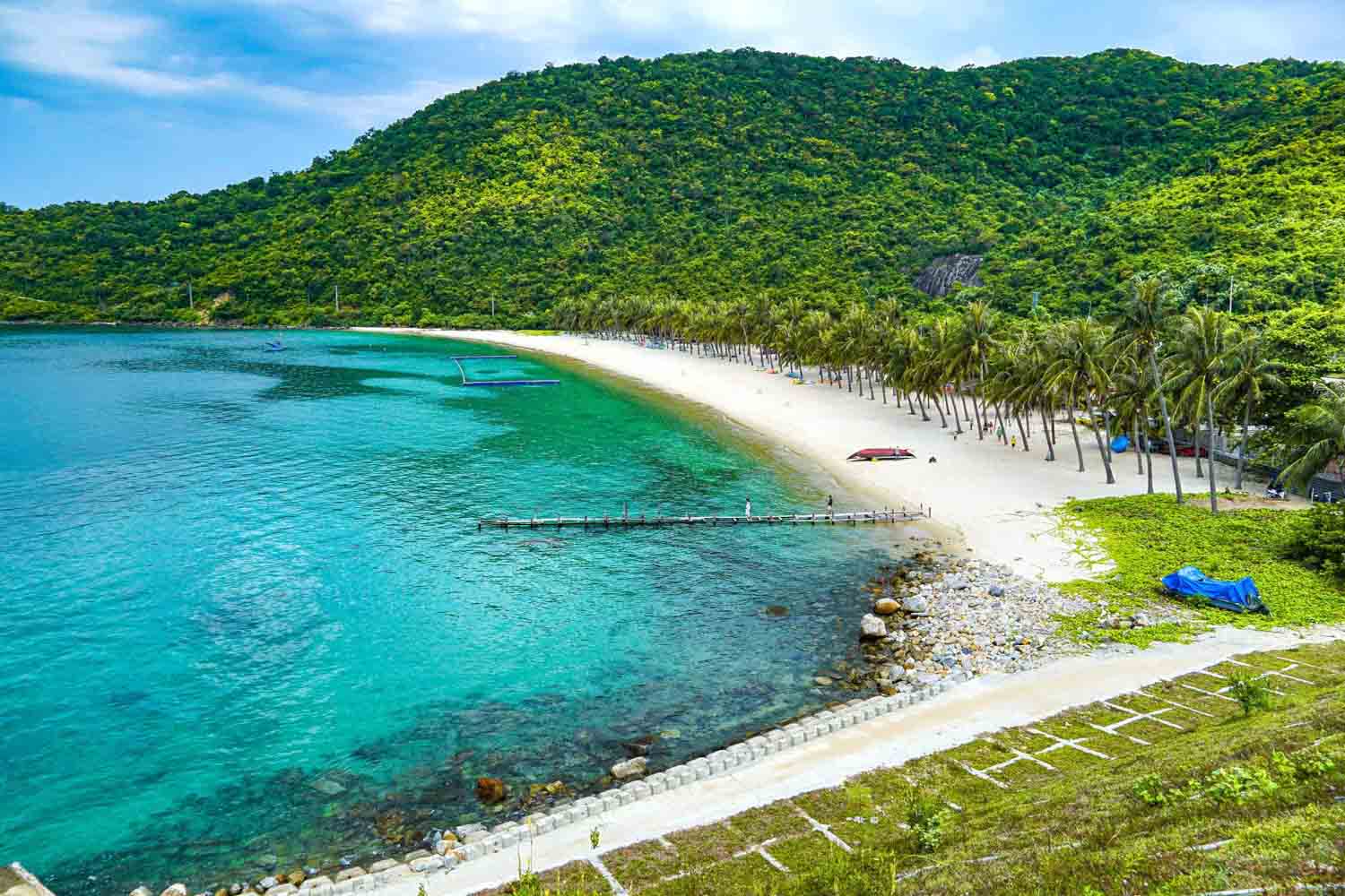 Làn nước óng ánh trên biển Cù Lao Chàm