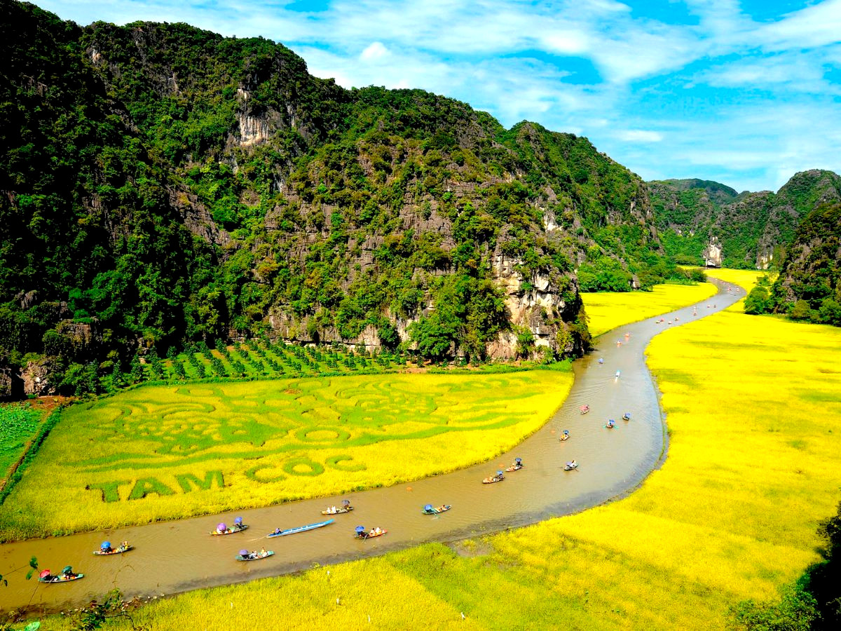 tour-ninh-binh-3n2d-tu-da-nang-kham-pha-non-nuoc-huu-tinh-phan-van-travel-1