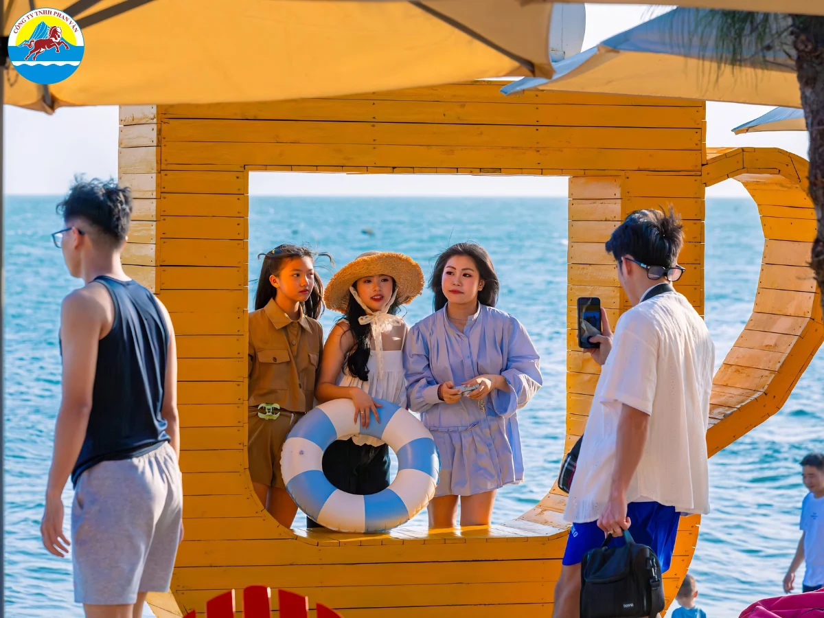 Bình minh tại Hòn Rơm, Phan Thiết