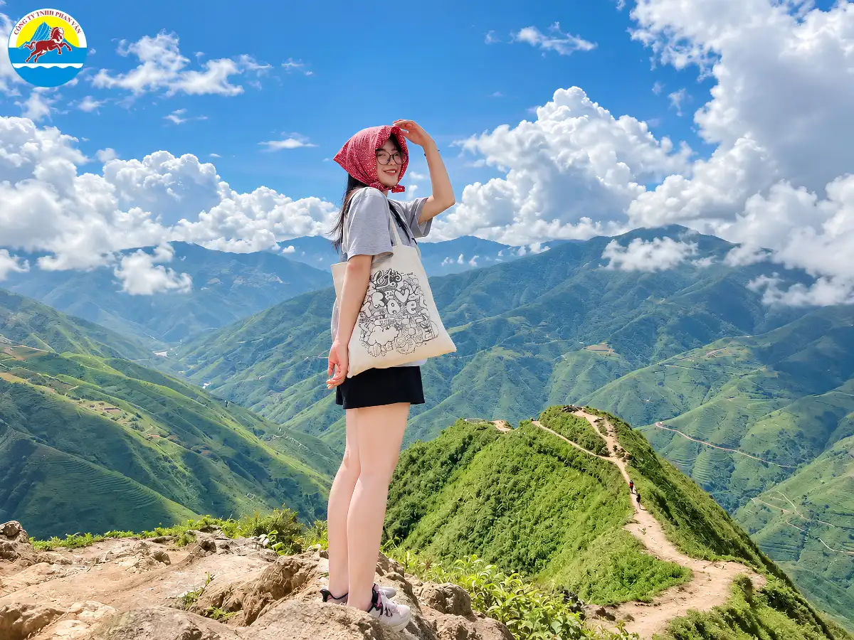 Giá tour Tà Xùa 3 ngày 2 đêm từ Đà Nẵng khoảng 4.170.000 - 8.550.000