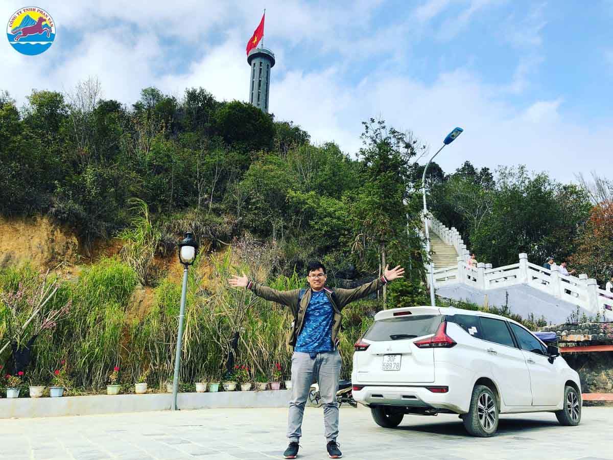 Xuất phát từ miền Bắc, checkin cột cờ Lũng Cú - Hà Giang