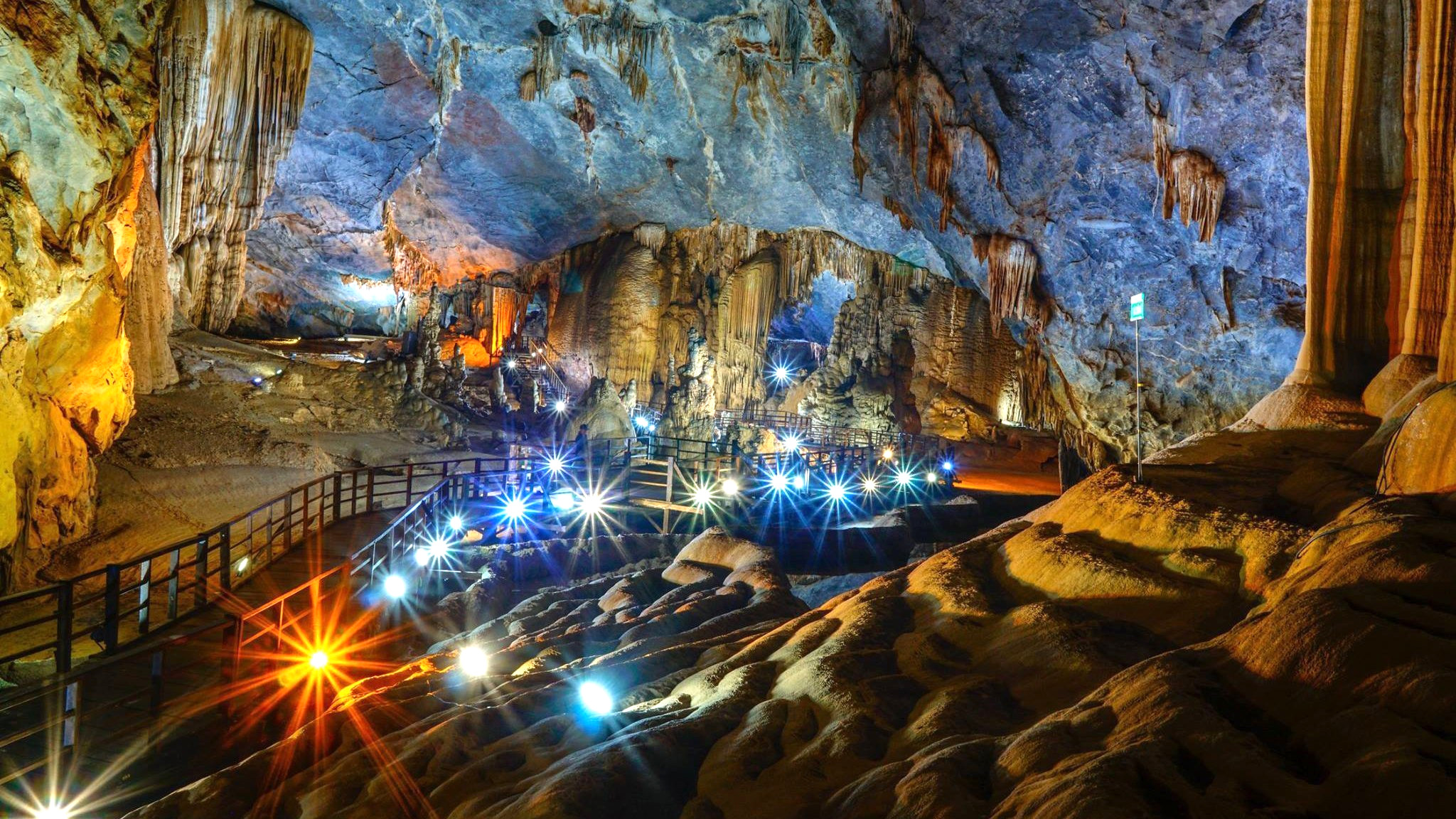 Thỏa sức thám hiểm tại Động Thiên Đường