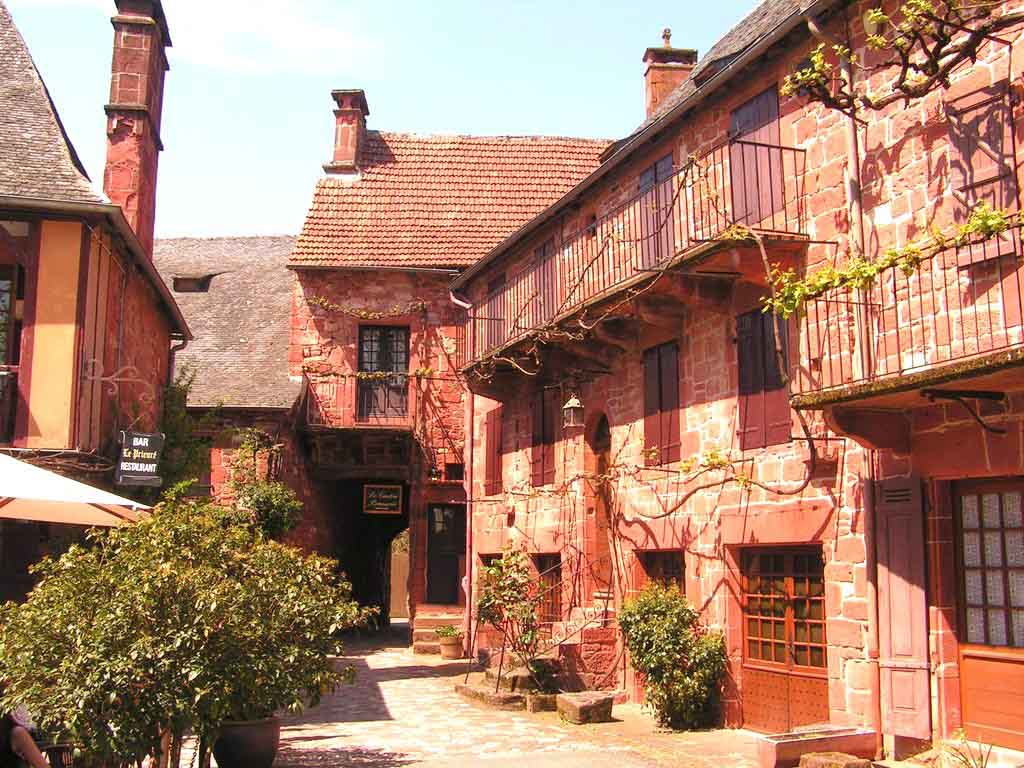 Collonges-la-Rouge