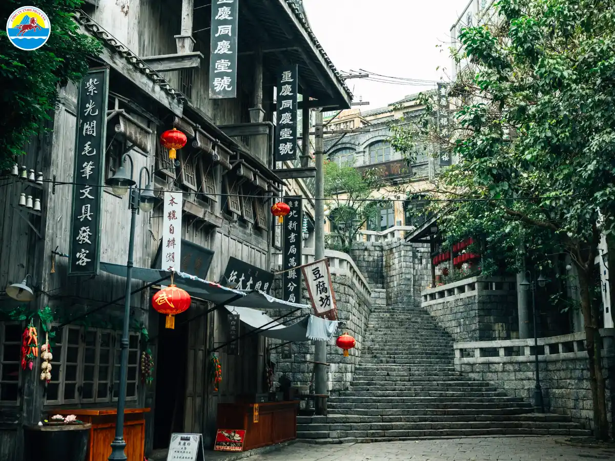 tour phượng hoàng cổ trấn 5 ngày 4 đêm​